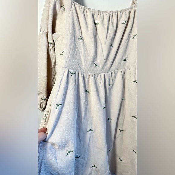 DAVI & DANI Corduroy Fabric embroidered Bib floral print Mini Dress in cream tan - Picture 7 of 11